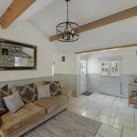 The Dove Cot With The Stables Ambleside