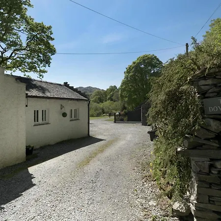 The Dove Cot With The Stables Holiday home
